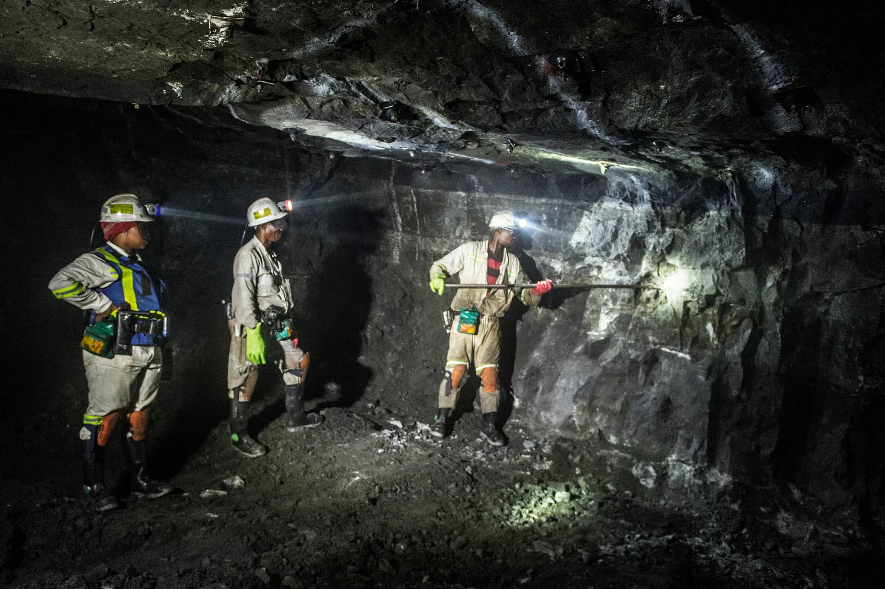 China condicionaría fusión de Anglo American y Teck a garantías de suministro de concentrado de cobre