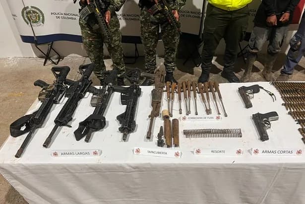 Las Fuerzas Militares de Colombia dieron de baja a ocho integrantes del Clan de Golfo en Tarazá, Antioquia