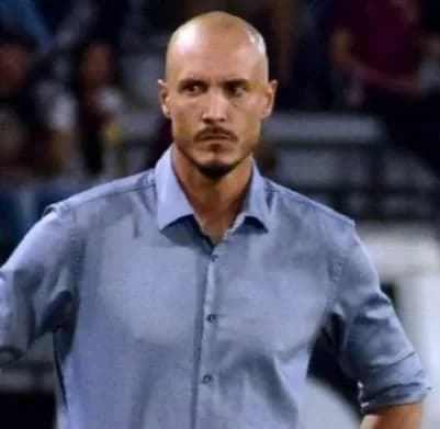 En redes sociales, realizaron la confirmación oficial de nombramiento del antioqueño David González Giraldo como nuevo director técnico de Millonarios