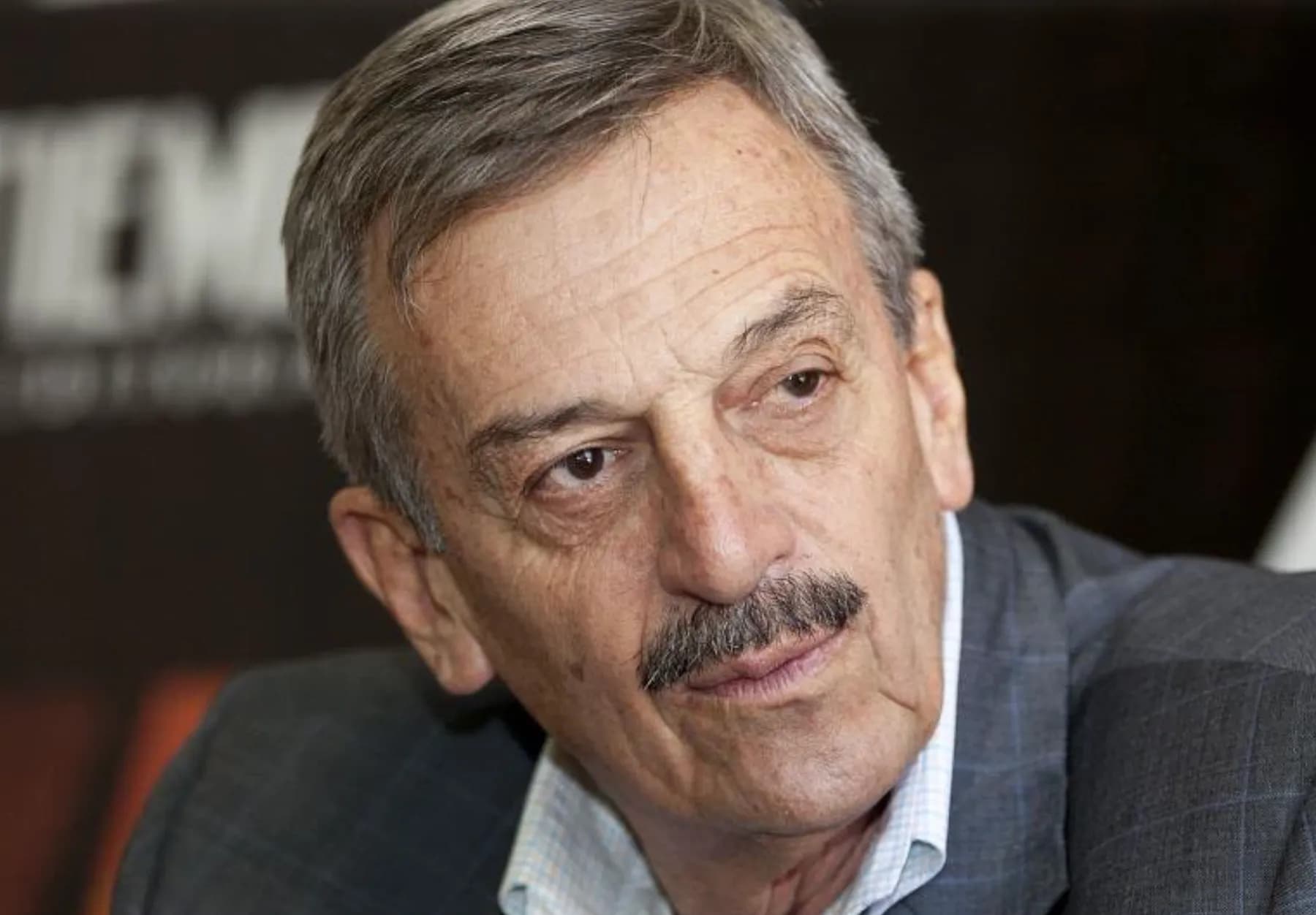 Alfonso Plazas Vega reemplazará a su esposa en la Embajada de Perú