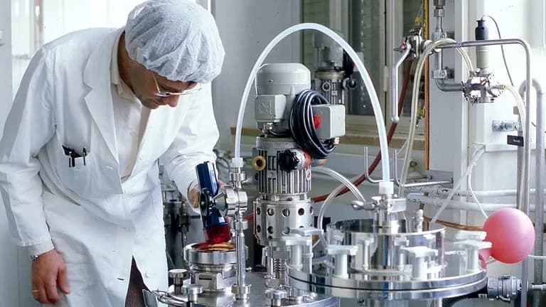 Ejecutiva colombiana Diana Cárdenas pasó de presidenta de operaciones en Chile del laboratorio suizo Roche, a directora de oncología de este en España