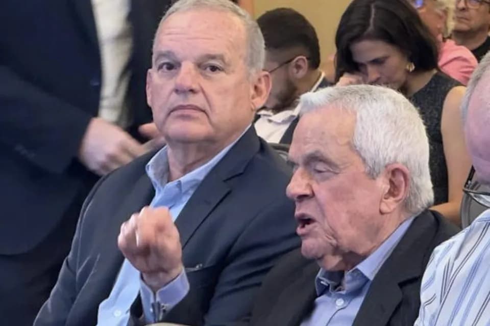 El expresidente de Bavaria, Augusto López Valencia, entró a la Junta Directiva de Mineros S.A.