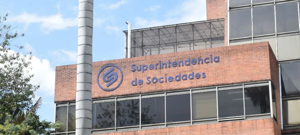 SuperSociedades acatará decisión de Corte Constitucional que limita sus facultades para nombrar reemplazos de administradores de empresas que somete a control