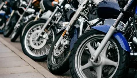 Venta de motocicletas nuevas en Colombia subió 17,83% en agosto de 2026 en comparación con 2025, pero cae comparada con el mes anterior