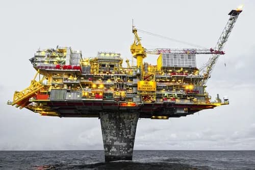 El petróleo crudo de Estados Unidos cae casi un 2% a niveles más bajos en seis semanas
