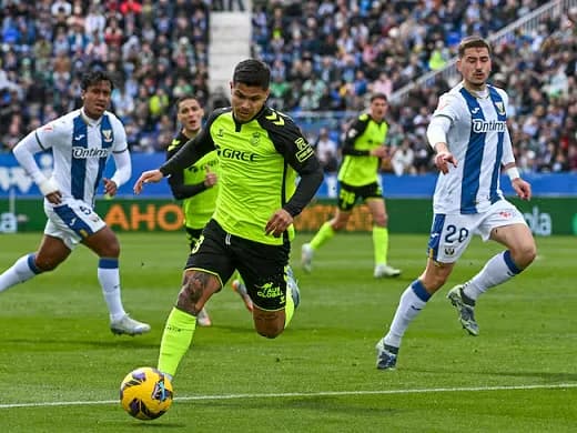 ‘Cucho’ Hernández marcó su primer gol con Betis en la remotanda ante Leganés en España