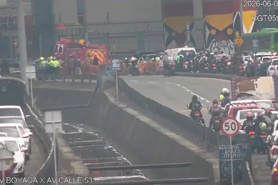 Se presenta un accidente de tránsito que afecta la movilidad en la localidad de Engativá en Bogotá