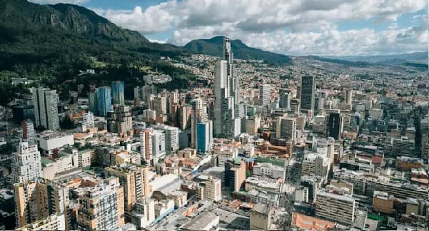 En el 2026 los morosos de impuestos en Bogotá tendrán descuento del 90% en intereses y sanciones teniendo si se aprueba el proyecto de Acuerdo en el Concejo