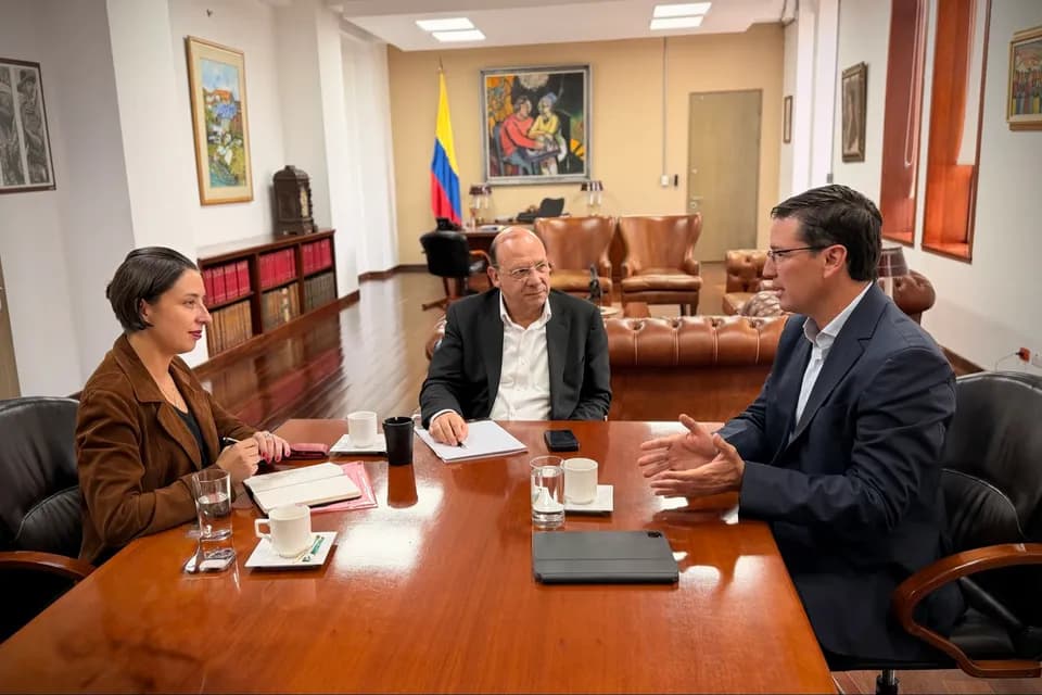 Gerente de la Federación Nacional de Cafeteros anuncia que el martes entregarán propuesta para la administración del Fondo Nacional del Café tras diálogos con el Gobierno