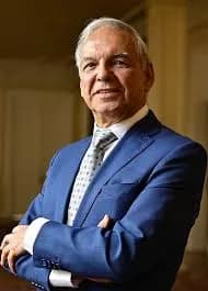 Acusados formalmente los exministro Ricardo Bonilla y Luis Fernando Velasco por la participación en el direccionamiento de contratos en favor de congresistas