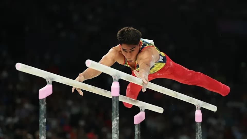El colombiano Ángel Barajas consiguió la medalla de plata en barra fija en la Copa Mundo de Gimnasia en Hungría