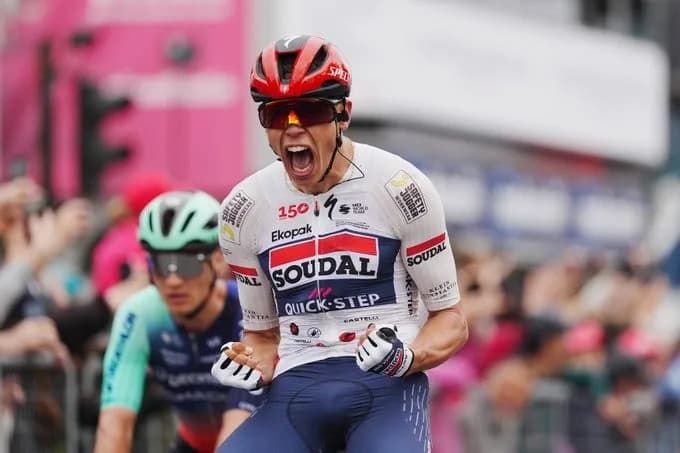 El francés Paul Magnier se convirtió en el primer líder del Giro de Italia en su edición 109