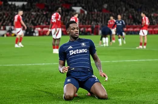 El colombiano Jhon Durán marcó gol en la derrota del Aston Villa ante Nottingham Forest