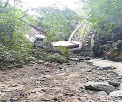 Dos muertos mientras se realizaba el desmonte de un puente metálico en obras del Túnel del Toyo en Antioquia
