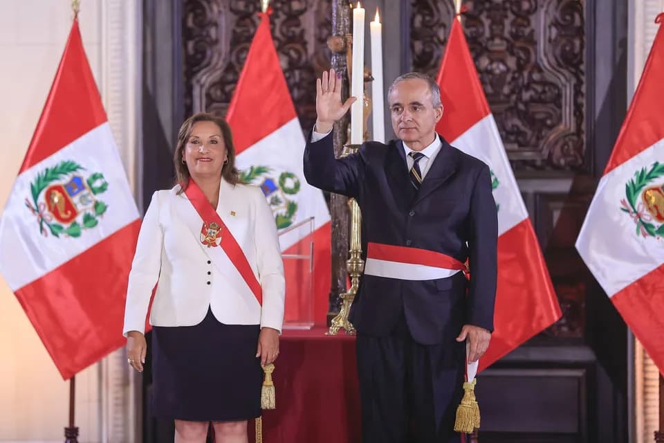 Jorge Montero asumió como nuevo ministro de Minas y Energía en Perú en reemplazo de Rómulo Mucho
