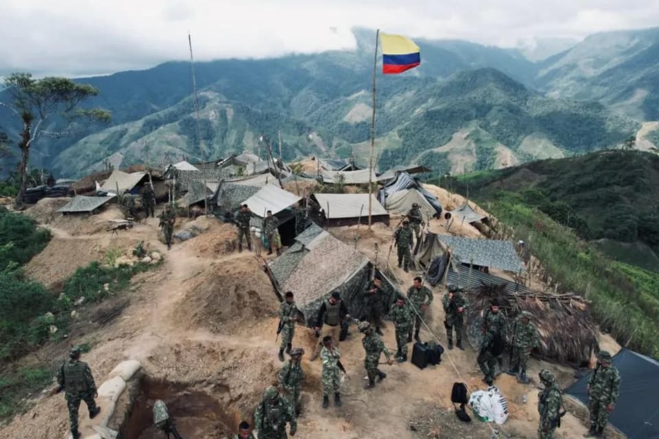 28 policías y un mayor del Ejército secuestrados por presión de las Farc en El Plateado, Cauca