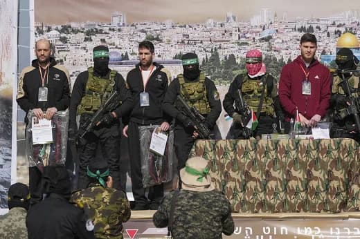 Hamás liberó a otros tres rehenes israelíes a cambio de 300 detenidos palestines: sigue alto fuego en Franja de Gaza