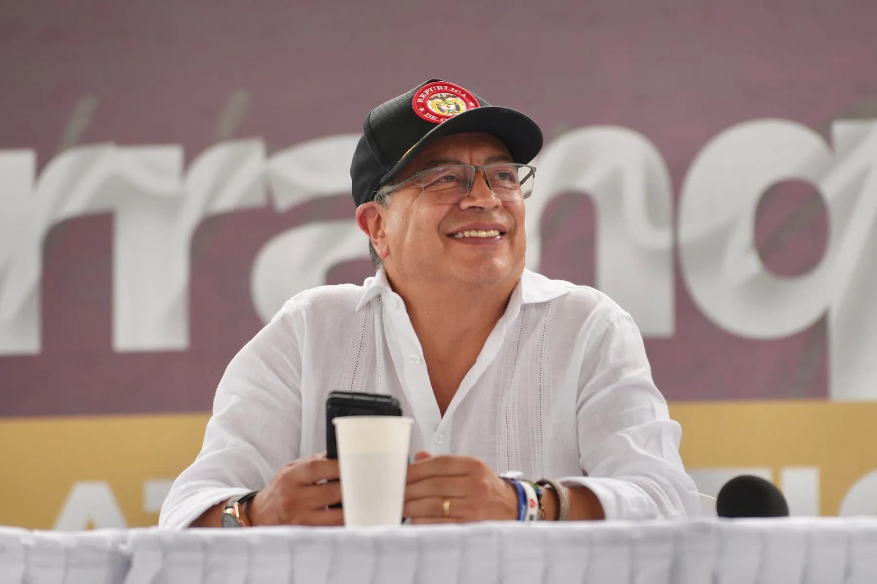 La Sala Plena del Consejo Nacional Electoral conoció este miércoles el escrito de acusación contra Gustavo Petro y Ricardo Roa por la violación de topes electorales en la campaña 2022