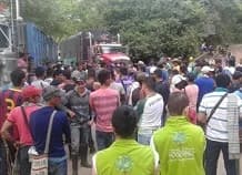 Por incumplimientos del Gobierno Nacional, manifestantes bloquean la Vía Panamericana a la altura del corregimiento de Céfiro, Cauca