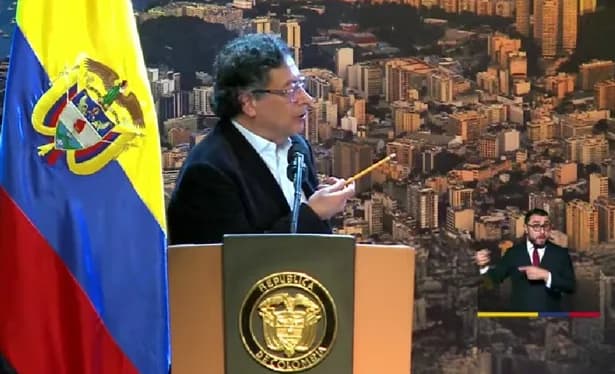 El presidente Petro pidió a la Contraloría y a la Junta de Ecopetrol examinar la información sobre la posible venta del activo en la Cuenca del Pérmico
