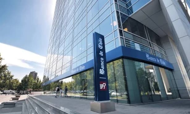 La Comisión para el Mercado Financiero confirmó cierre de sucursales bancarias el 31 de diciembre tras reposición legal del feriado