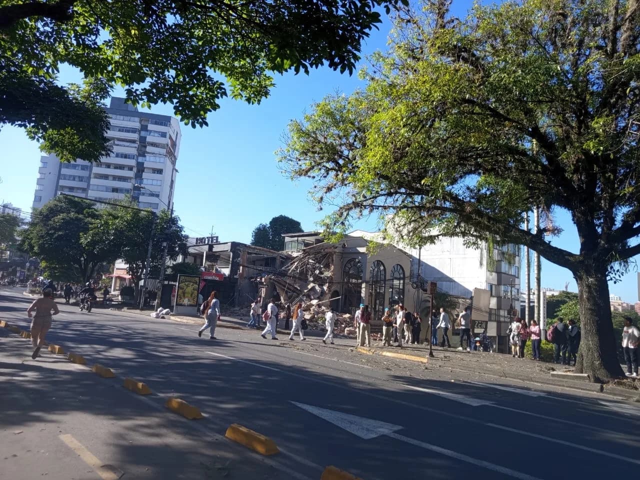 Más de 1.300 heridos tras el sismo registrado este lunes en Colombia