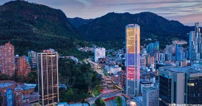 La Empresa Metro de Bogotá presenta el saldo más significativo en el total de las empresas públicas societarias con un 97,5% de participación