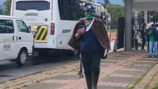 1.720 indígenas se tomaron el campus de la Universidad Nacional en Bogotá; están controlando el ingreso a la sede