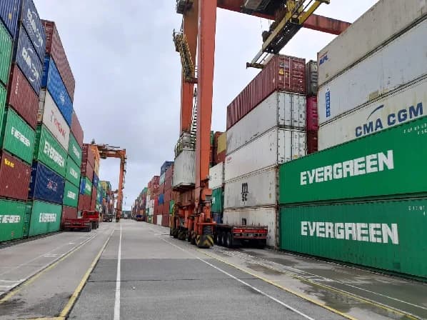 A partir de las 7:00 a.m. inicia paro de camioneros en el Puerto de Buenaventura