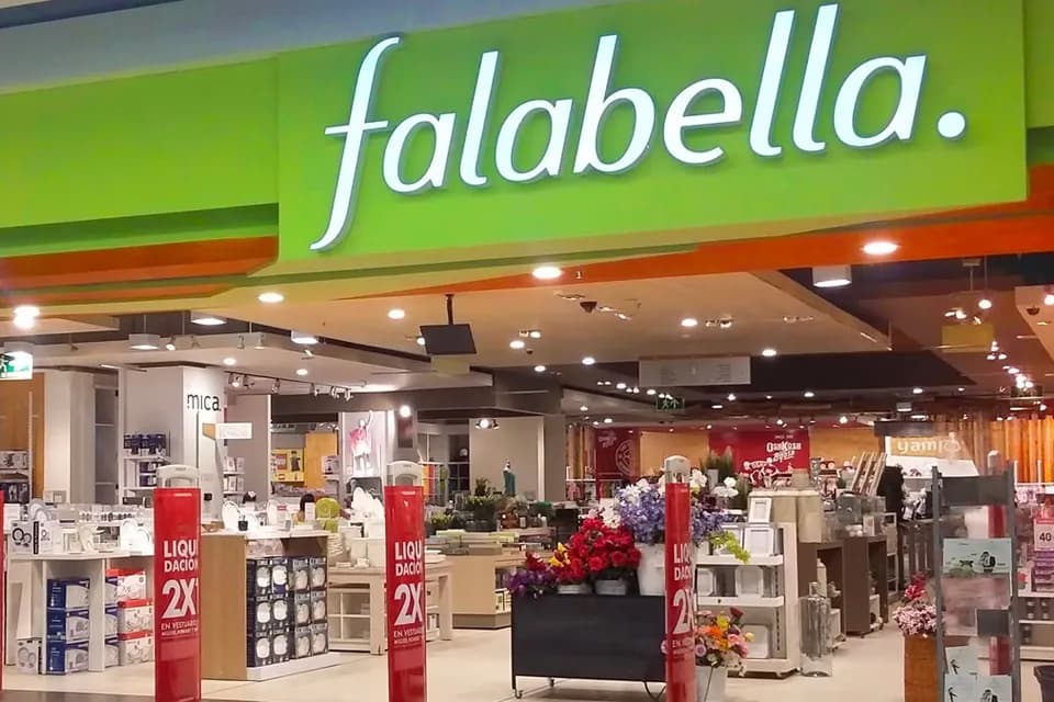 Banco Falabella renovó la composición de su Junta Directiva y actualizó política salarial