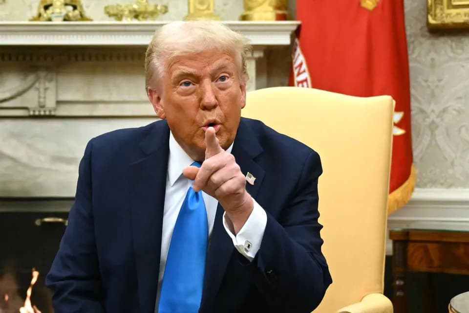 Trump le dijo a la Fed que recorte las tasas de interés o pondrá fin al comercio con los países que tienen superávit comercial con Estados Unidos