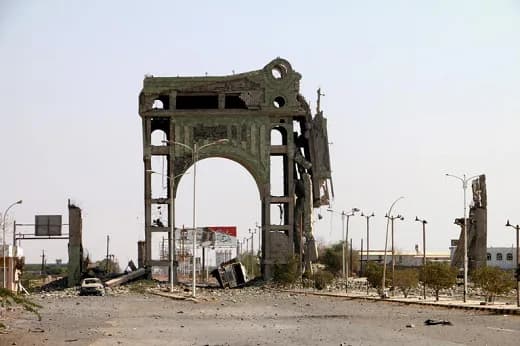 Estados Unidos bombardeó contra el puerto petrolero de Ras Issa, en el mar Rojo, controlado por los hutíes en Yemen