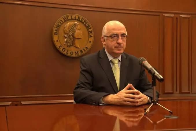 Villar no descarta futuros incrementos en tasas por potenciales efectos del Fenómeno de El Niño y posible reversión en apreciación del peso, entre otros