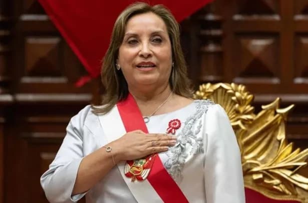 El Congreso del Perú destituyó a la presidenta Dina Boluarte y José Jerí asume como presidente interino