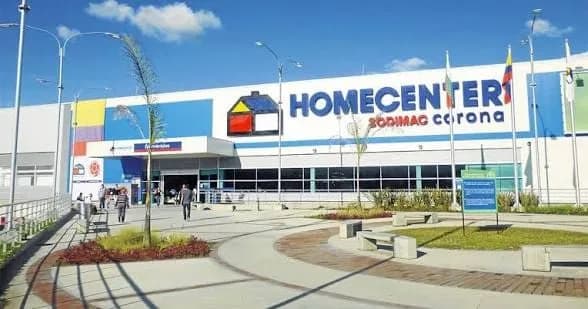 Tras afirmar que era solo una posibilidad, empresa operadora de Homecenter (propiedad de la Organización Corona) concretó adquisición de participación mayoritaria en la cadena de ferreterías Sumatec