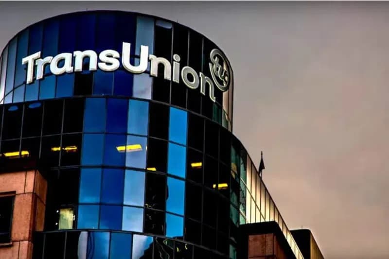 El 31% de los consumidores colombianos espera no poder pagar la totalidad de sus obligaciones financieras, según TransUnion