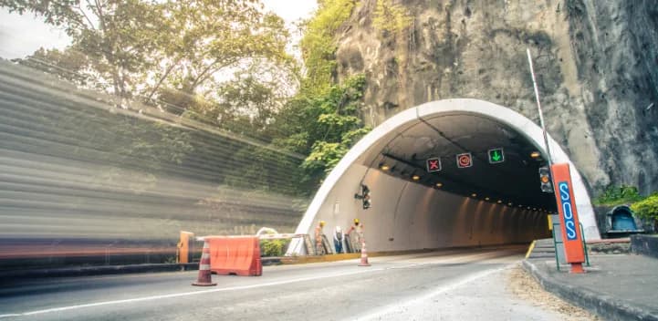 Cierre del túnel Sumapaz en la vía Bogotá - Girardot por reparaciones de emergencia en el sistema eléctrico