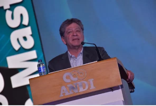 Andi sostiene que la estabilidad institucional y la seguridad jurídica serán determinantes para reactivar la inversión privada