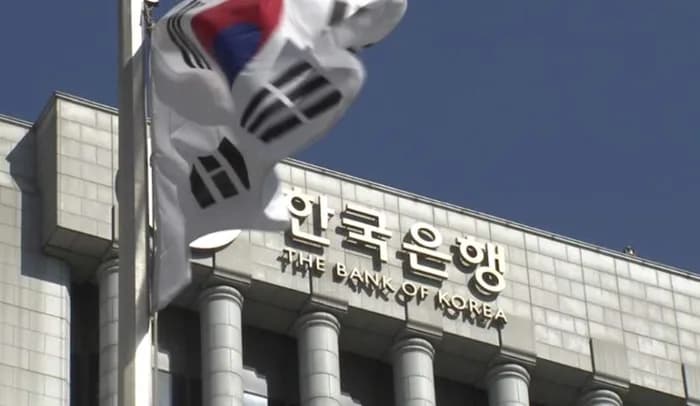 El Banco de Corea mantuvo su tasa de política en 2,5% mientras evalúa medidas para enfriar el mercado inmobiliario de Seúl