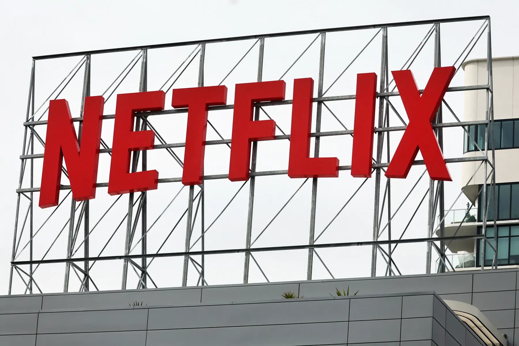 Netflix reportó ganancias en línea con las expectativas y dijo que dará menos actualizaciones sobre la interacción con los usuarios
