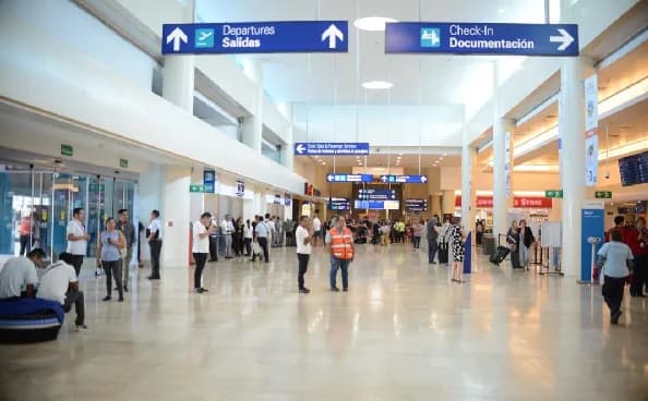 Conexión aérea entre Colombia y Cancún disminuyó significativamente, pasando de 11 vuelos semanales a sólo uno