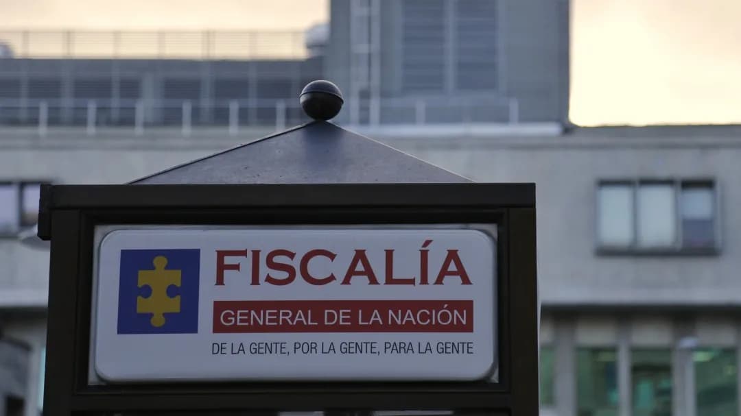 Fiscalía abrió investigación para determinar si 18 empresas promotoras de salud habrían desviado $9 billones de la Unidad de Pago por Capitación entre los años 2022 y el 2021
