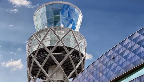 Ministerio de Transporte analizará la asignación de los slots aéreos en el Aeropuerto Eldorado