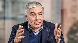 César Ferrari hace unos minutos presentó su carta de dimisión como superintendente financiero
