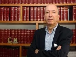 Inaplicar disposición que impediría cumplimiento de funciones legales de Junta del Emisor por ausencia del minHacienda, plantea constitucionalista Charry