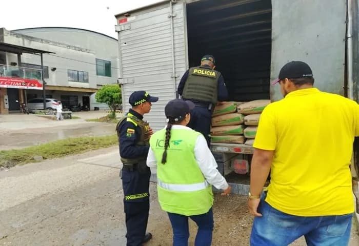 El ICA y la Policía refuerzan los controles fronterizos en Amazonas para garantizar la sanidad agropecuaria