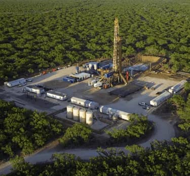 Canadiense LNG Energy, dueña de Lewis Colombia, incumplió con la presentación de sus resultados financieros del ejercicio del 2024 y suspendió negociación de acciones en la Bolsa de Toronto