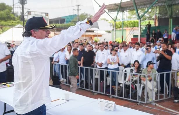 El presidente Petro llamará a los directivos Alcanos para respondan sobre la manipulación de los precios del gas