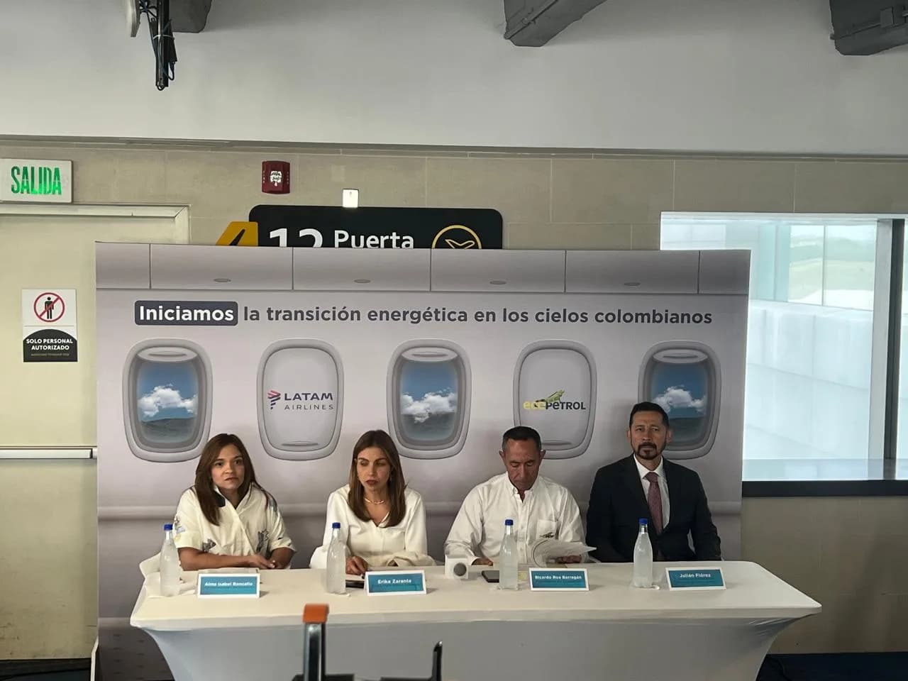Latam Airlines ya inició el primero de 700 vuelos usando el combustible de aviación renovable que produce Ecopetrol en la Refinería de Cartagena