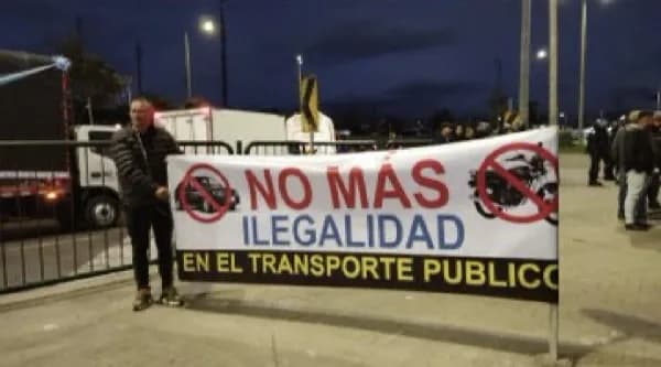 Empezaron las alteraciones en la movilidad en Bogotá por cuenta de las manifestaciones convocadas por conductores particulares